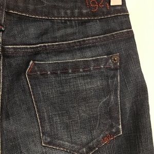 1921 boot cut jeans sz 27